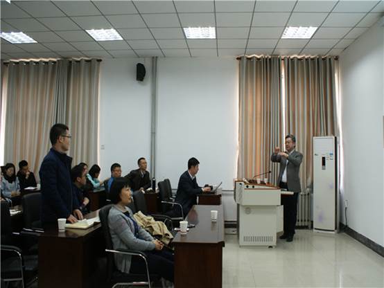 说明: F:\宣传部\2017-2018\18-3-23姜彤学术报告\3-23pic\DSC01494.jpg